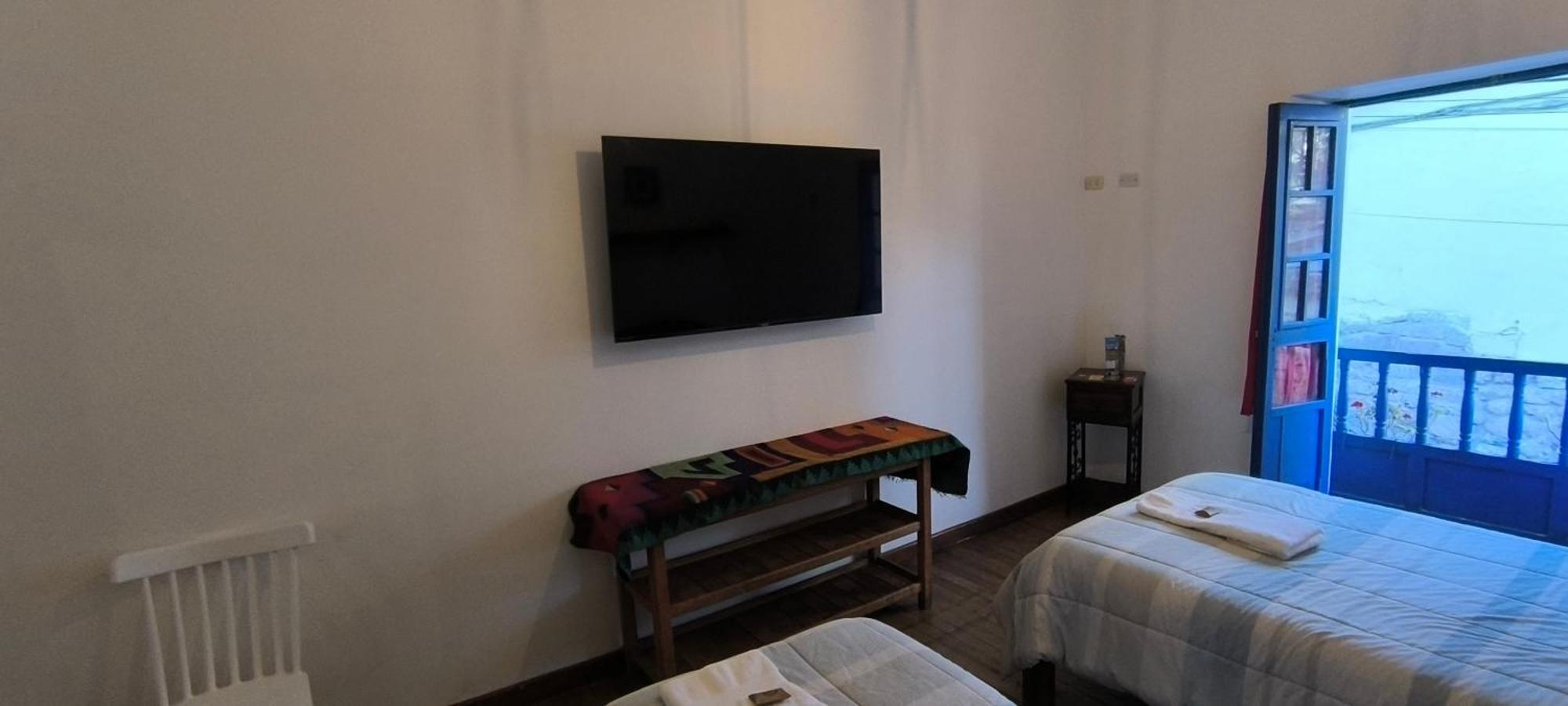 Flying Dog Hostel Cusco Exterior photo